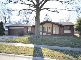1 Lancaster Ct, Florissant, MO