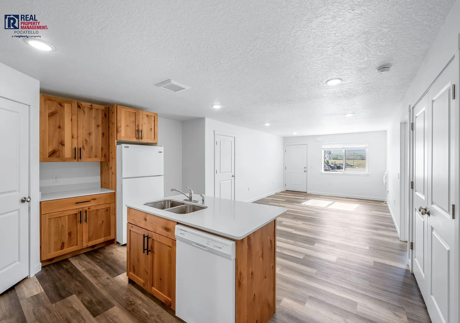 106 Briscoe Rd — Photo 4