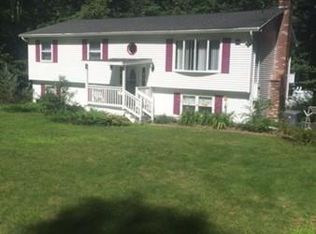121 Townsend Rd, Shirley, MA 01464
