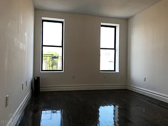 Rented by Hillel Realty Group