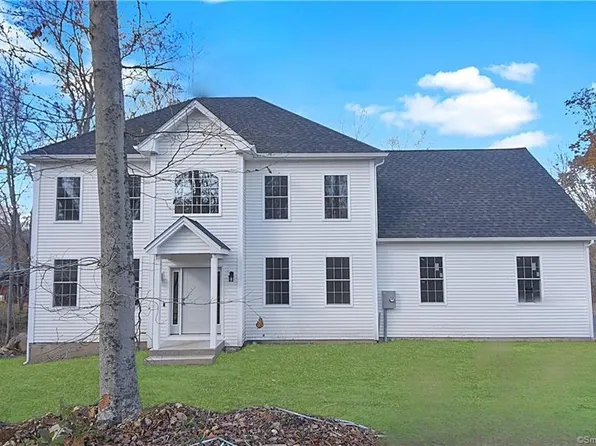 8 Daniel (lot A) Street, East Hampton, CT 06424