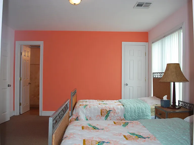 270 Empire Loop N — Photo 14