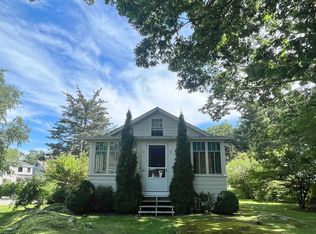 161 Wentworth Rd, New Castle, NH 03854