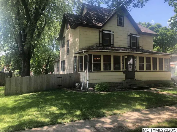 630 S Connecticut Ave, Mason City, IA 50401