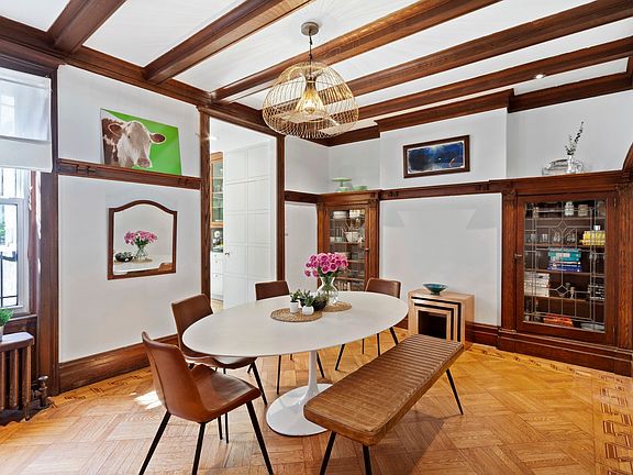 3rd image of 298 Parkside Ave