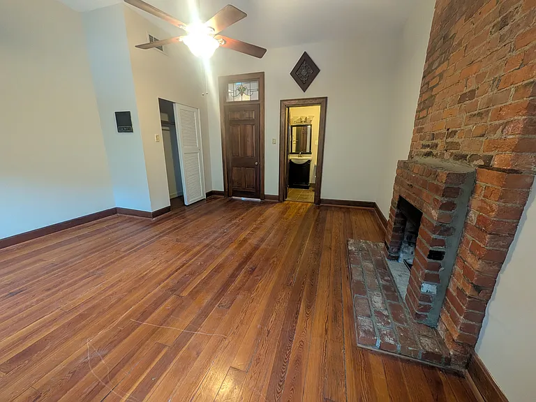 513 Milton St #2 — Photo 10