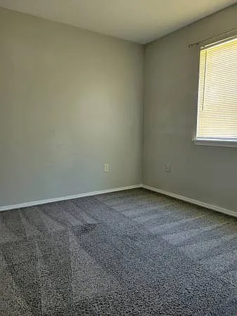 1206 E Poplar St #3 — Photo 6