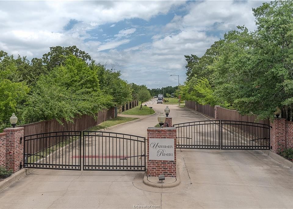 1st image of 1014 Sanctuary Ct