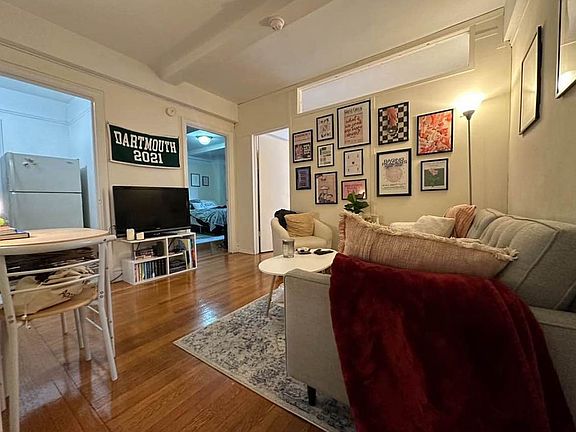 2nd image of 455 W 34th St APT 9B