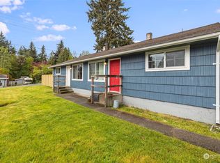 3405 Heider Dr NE, Bremerton, WA 98310
