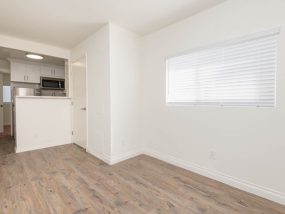 4th image of 3733 Midvale Ave Unit D