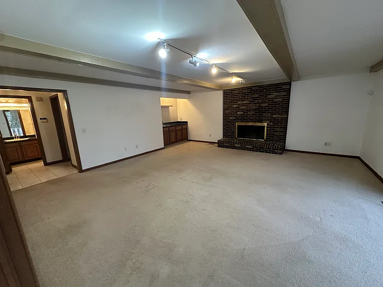 6473 Red Oak Dr — Photo 18