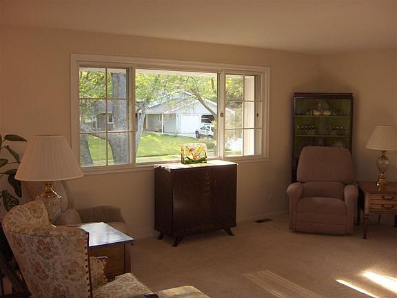 Living Room 16x16