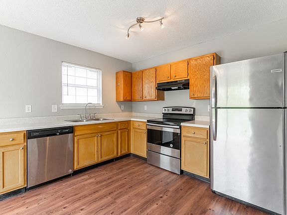 5th image of 8615 Coralberry Ln