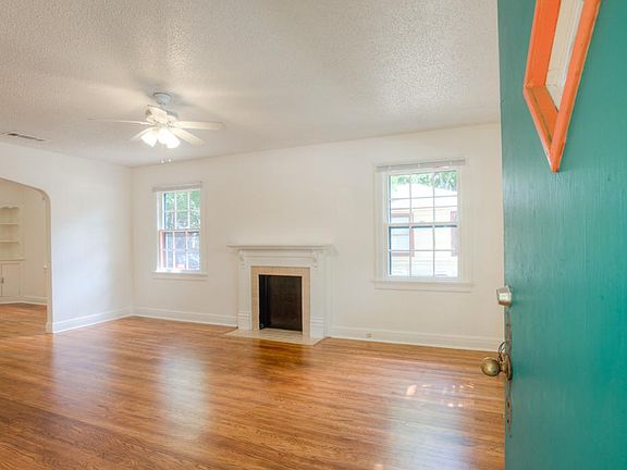 Living Room with fake fireplace