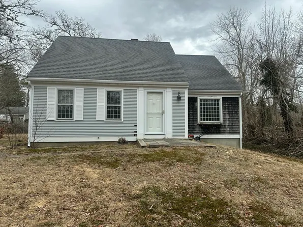33 Old Colony Road, Harwich, MA 02645