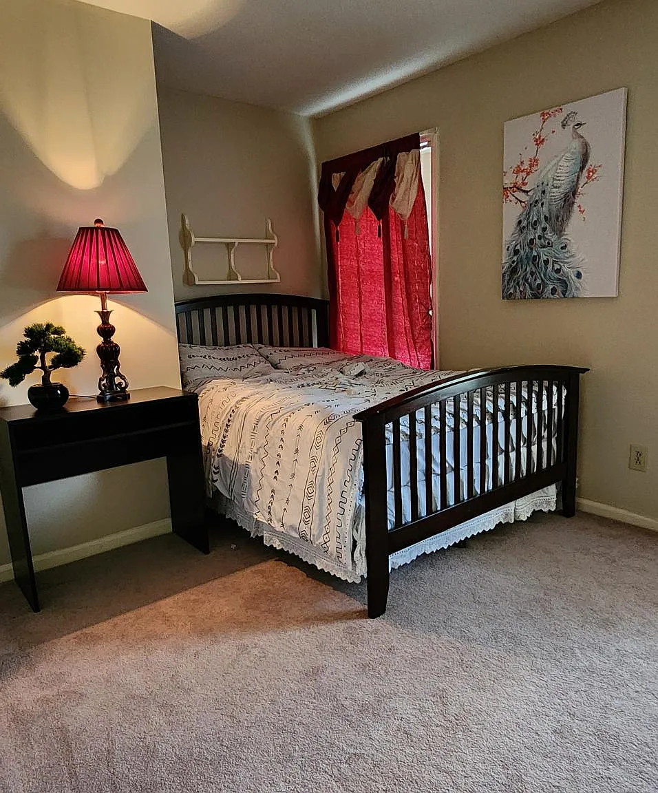 4 bed, 2.5 bath, 1700 sqft, $2,450 — Photo 4