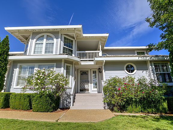 4th image of 7060 Salmon Falls Ct
