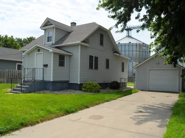 328 E Nebraska St, Pierce, NE 68767