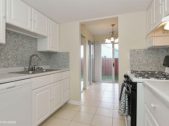 4th image of 1870 Stockton Dr #3273