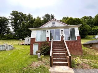 556 Swords Creek Rd, Honaker, VA 24260