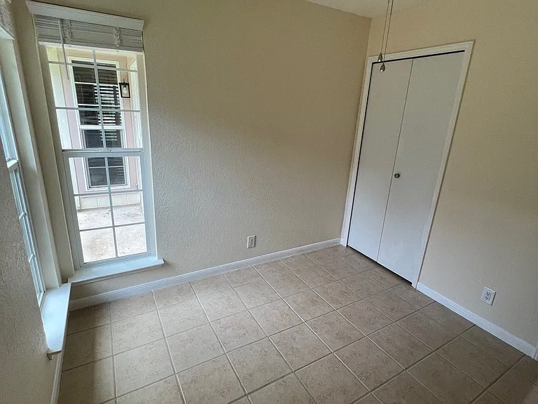 5113 Colonel Travis St — Photo 5