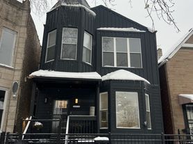 6613 S Langley Ave, Chicago, IL