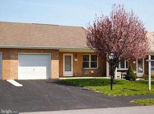 218 Winding Oak Dr, Hagerstown, MD 21740