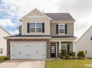 653 Smithridge Way, Fuquay Varina, NC 27526