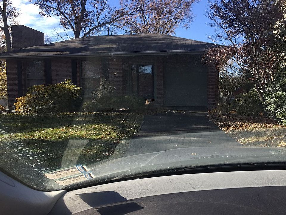 1st image of 17 Cambridge Ct