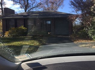 17 Cambridge Ct, Saint Louis, MO
