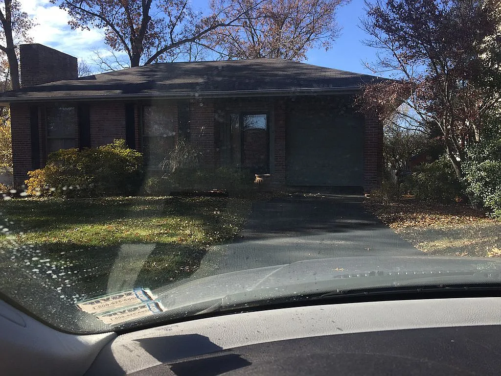 17 Cambridge Ct photo 1
