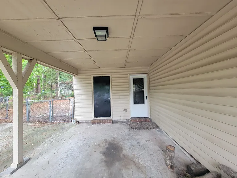 3528 Woodlake Rd — Photo 2
