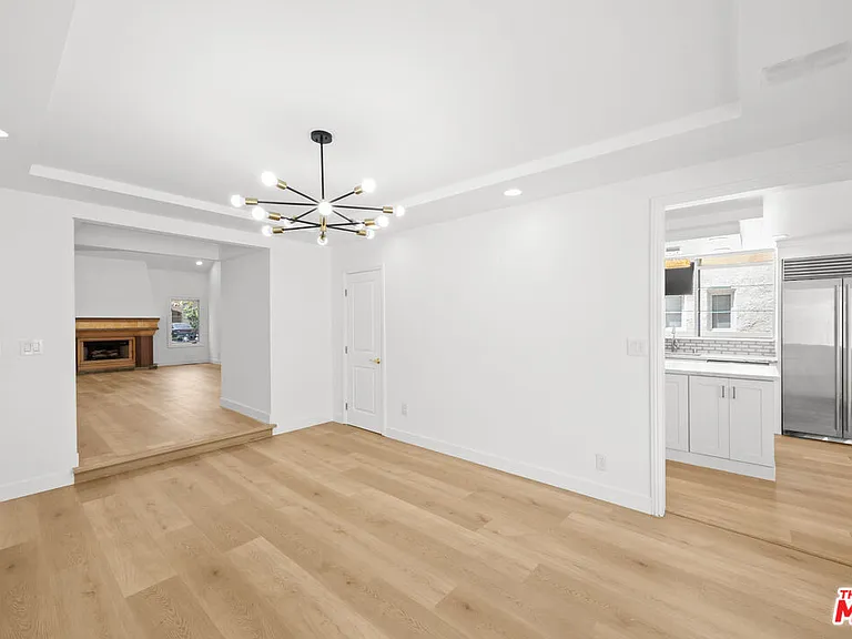 244 S Almont Dr — Photo 24