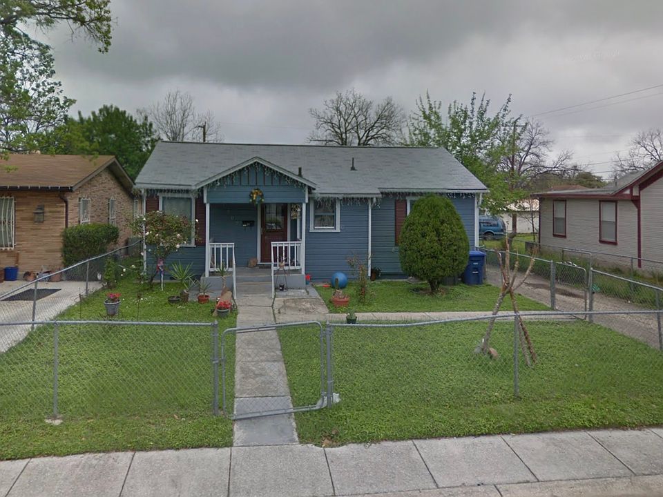1st image of 1707 Fresno