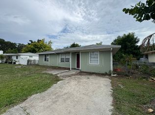 2976 Poplar St, Sarasota, FL 34237