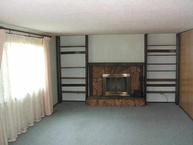 2nd image of 3205 Kensington Dr