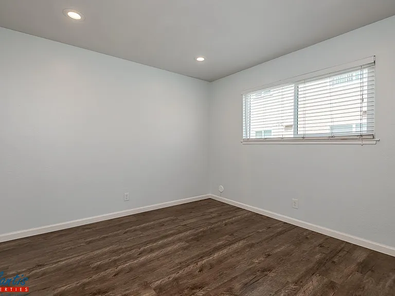 738 S 10th St #2 — Photo 8