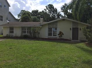 805 Shore Dr E, Oldsmar, FL 34677