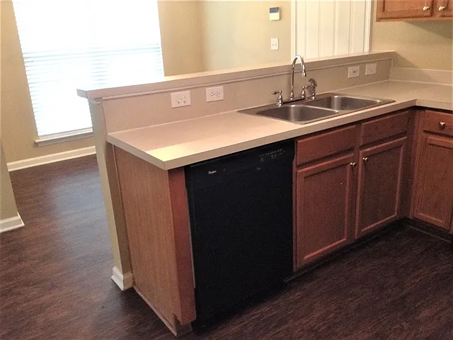 12627 Waterfall Pl — Photo 2