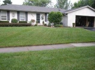 1430 Kathleen Way, Elk Grove Village, IL 60007