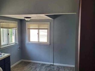 1612 Coventry Rd, Cleveland Heights, OH 44118