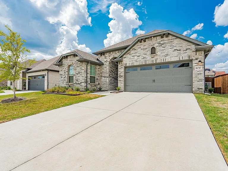 16717 Garden Dr — Photo 21