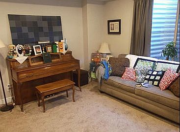 5th image of 1410 N Kaniuk Ct