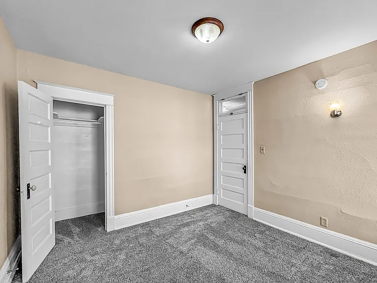 221 Chestnut St #221 — Photo 15