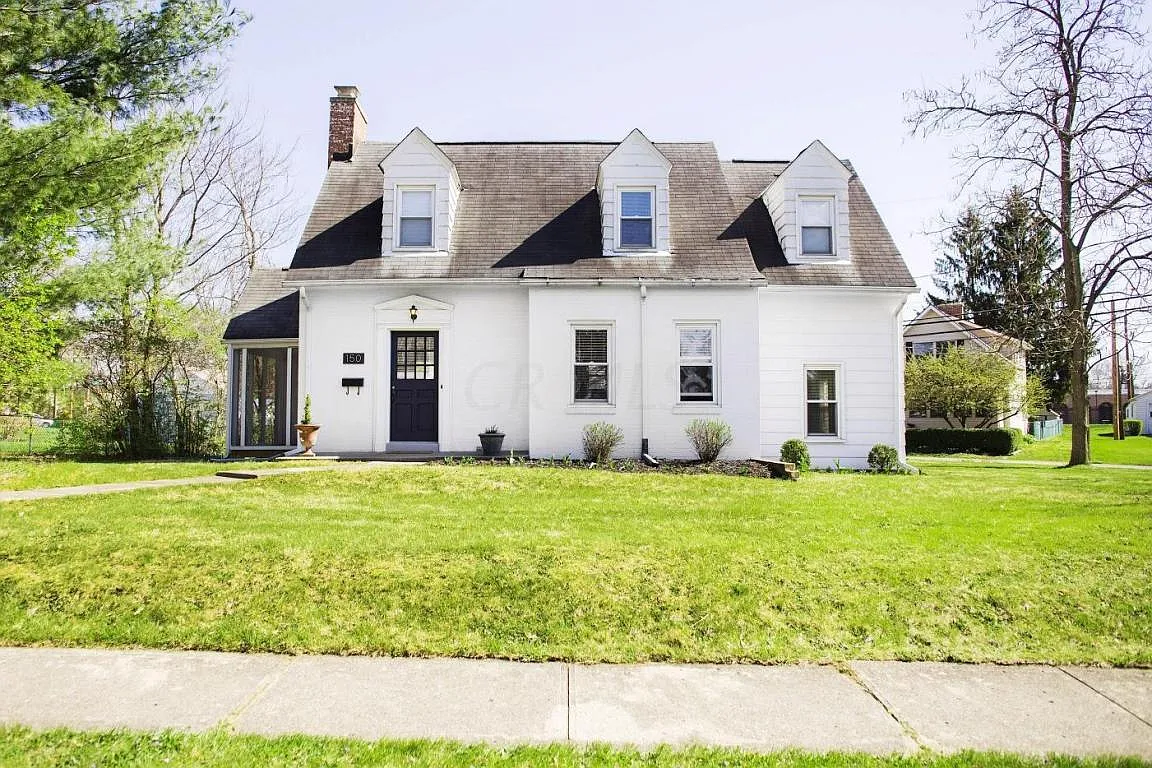 150 Sherborne Dr photo 1