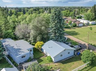 8 SW 48a Street Close, Alix, AB T0C0B0
