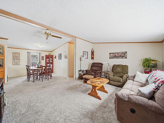 5th image of 809 Missouri River Dr