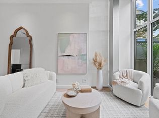 141 E 1st Ave, Vancouver, BC V6A0E8
