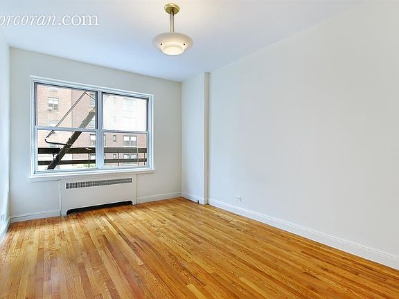 4th image of 50 E 86th St APT 4A